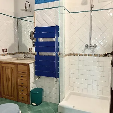 - Casa Vira