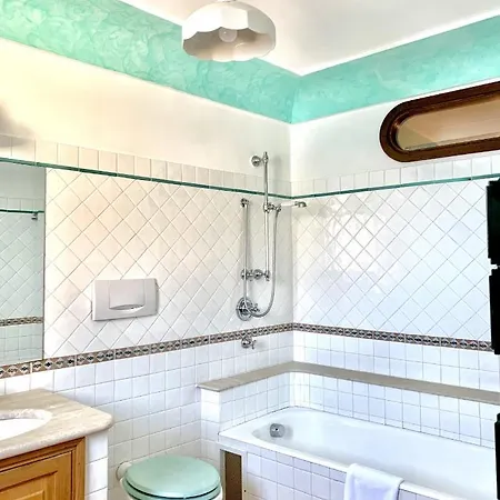 - Casa Vira Holiday home